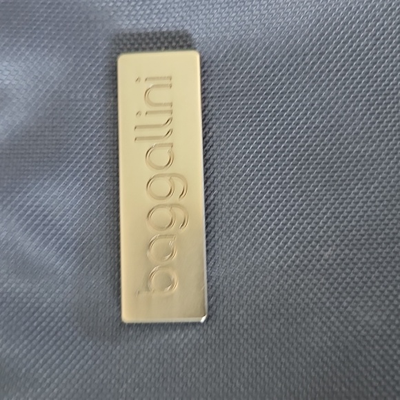 Baggallini crossbody wallet bag - Picture 13 of 17